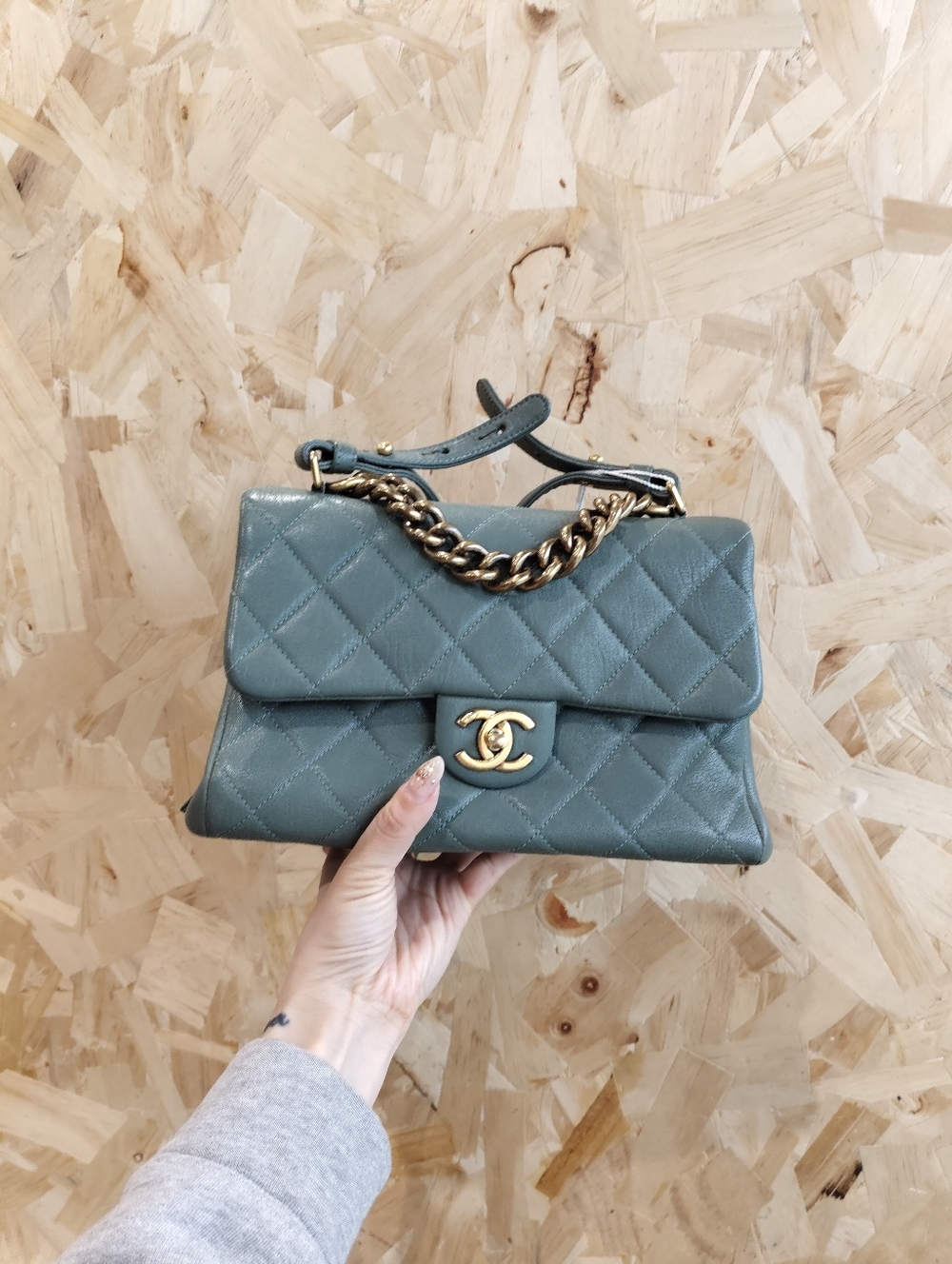 CHANEL Quilted Shoulder Bag in Olive Green with Gold Hardware